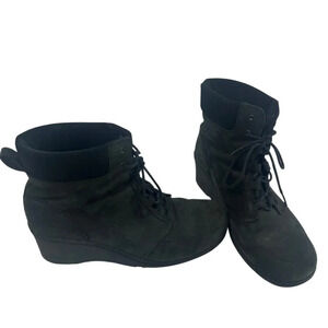 Keen‎ Akita Wedge Boots Black Women's Size 10